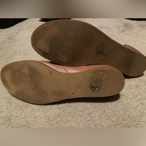 Sandals - Picture 2 of 3